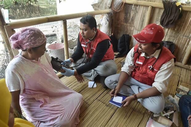 Tim Medis PHE ONWJ Layani Kesehatan ke Masyarakat Terdampak Tumpahan Minyak