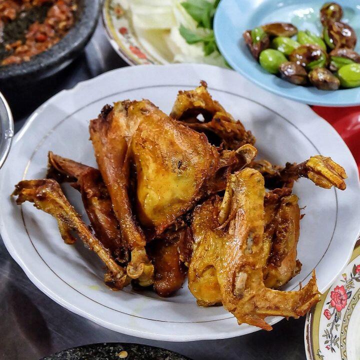 7 Ayam Goreng Gurih dan Nikmat yang Melegenda di Semarang