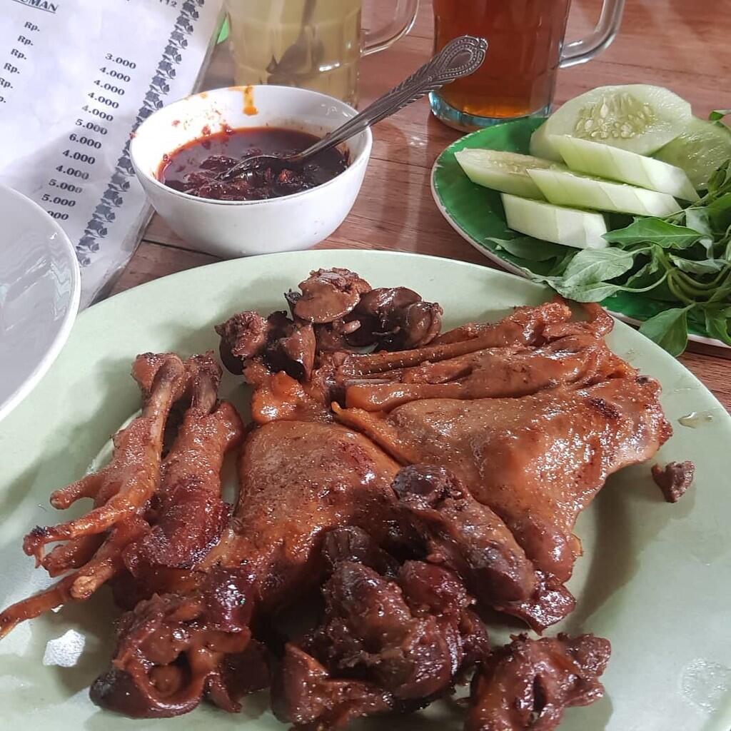Enak Tenan! Ini 7 Ayam Goreng Legendaris Wajib Coba di Jogja