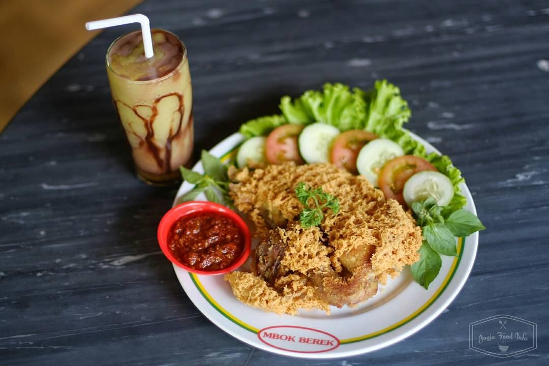 Enak Tenan! Ini 7 Ayam Goreng Legendaris Wajib Coba di Jogja