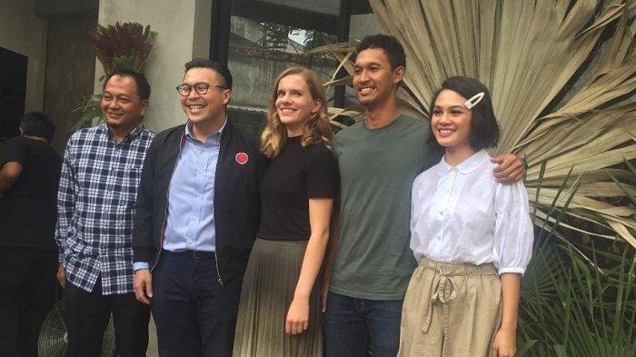 "Everything in Between" Perjalanan Panjang Diego Yanuar dan Marlies Fennema