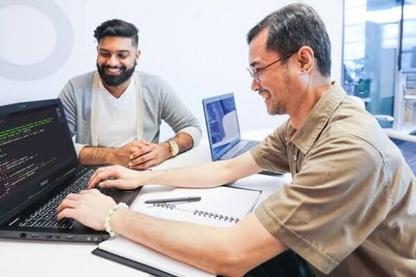 5 Perbedaan Jurusan SI dan TI yang Masih Banyak Orang Salah Paham