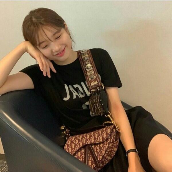 9 Potret Suzy yang Paling Banyak Dipilih Jadi Tipe Ideal Banyak Idol