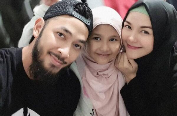 Makin Religius, 10 Potret Terbaru Uki eks Noah yang Bikin Pangling