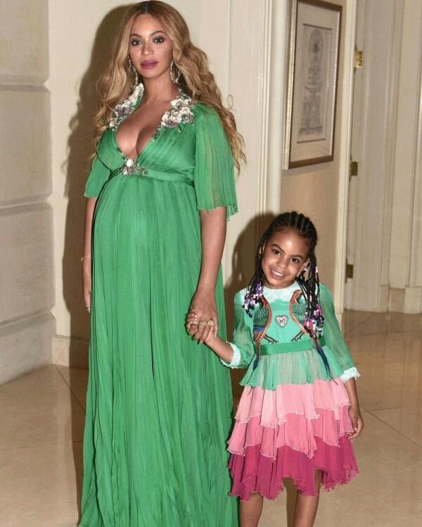 10 Style Ibu-Anak ala Beyonce dan Blue Ivy, Modis dalam Berbagai Gaya