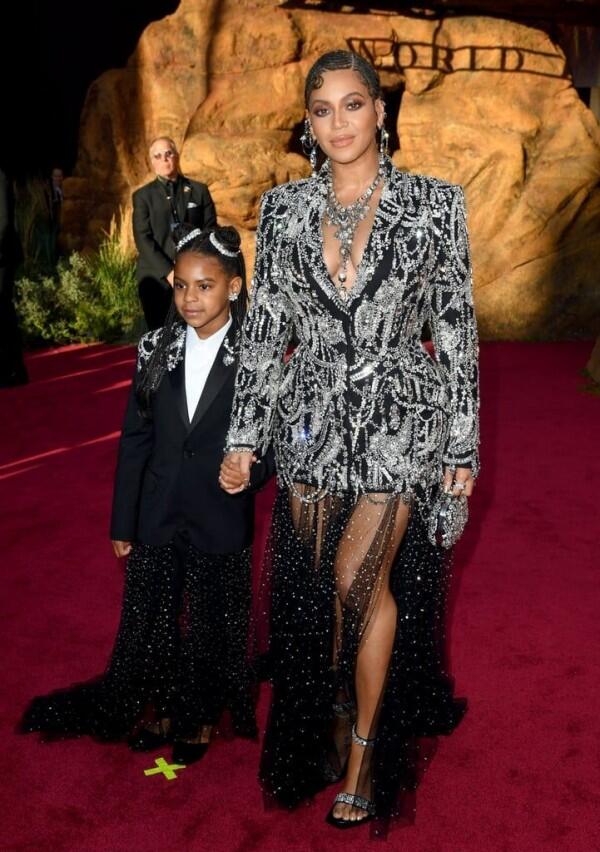 10 Style Ibu-Anak ala Beyonce dan Blue Ivy, Modis dalam Berbagai Gaya