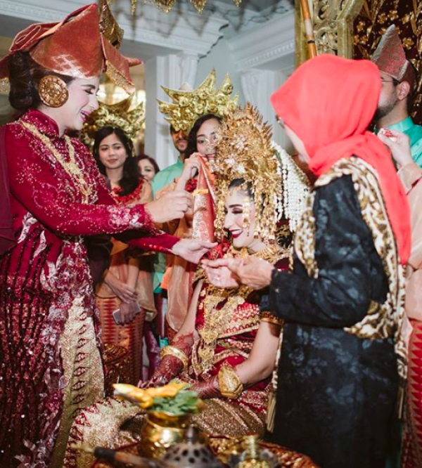 Bak Kakak Adik, 10 Momen Tania Nadira & Ibu yang Selalu Tampil Hits