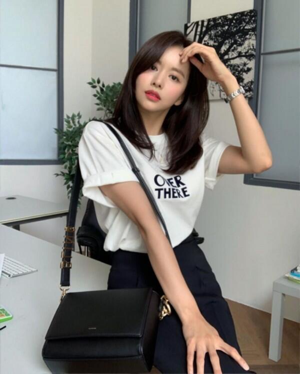 10 Potret Han Bo Reum, Gamer Anggun dan Memesona di KDrama Level Up