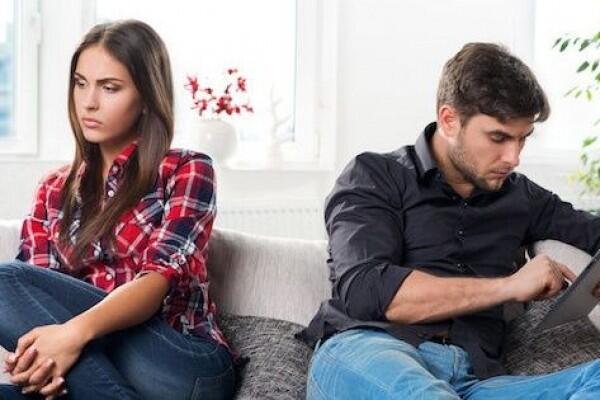 5 Hal yang Membuat Pasangan Merasa Tertekan Olehmu