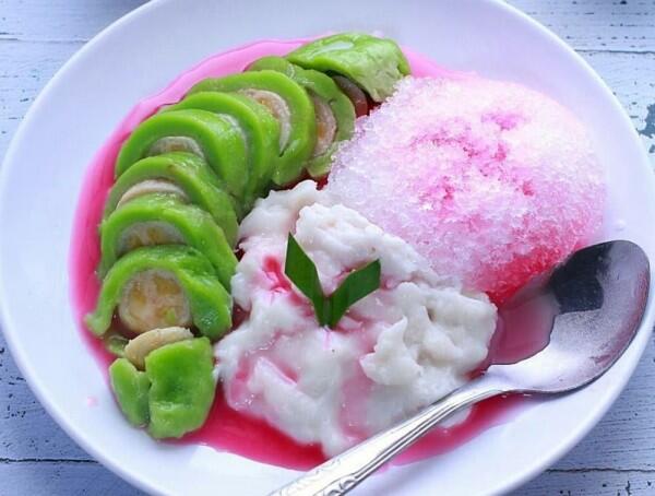 5 Kuliner Khas Makassar Berbahan Dasar Pisang, Legit & Manis