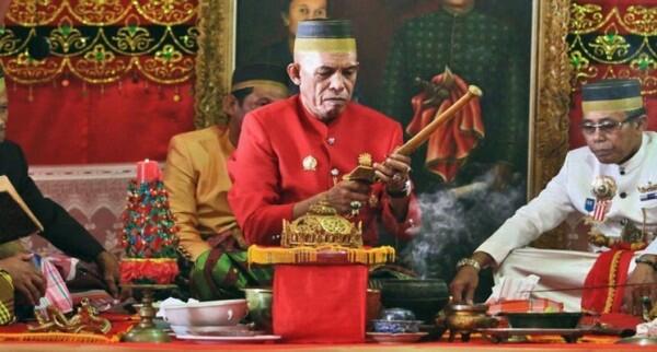 8 Tradisi Unik Perayaan Iduladha di Indonesia, Ada Pengantin Sapi lho