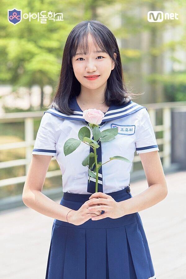 10 Fakta Menarik Jo Yuri, Main Vocalist IZ*ONE yang Memesona