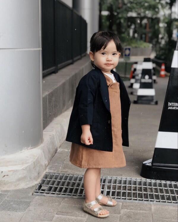 9 Gaya OOTD Imut Alita, Putri Alice Norin yang Lucu dan Menggemaskan