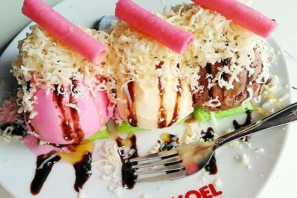 5 Tempat Makan Es Krim Paling Lezat di Solo, Wajib Mampir!