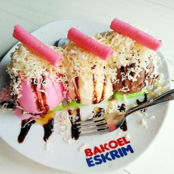 5 Tempat Makan Es Krim Paling Lezat di Solo, Wajib Mampir!