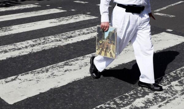 Sudah Berusia 50 Tahun, Inilah Kisah di Balik Foto Ikonik The Beatles