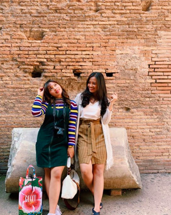 Rayakan Ultah ke-18, 10 Potret Cetar Amel Carla Liburan Keliling Eropa