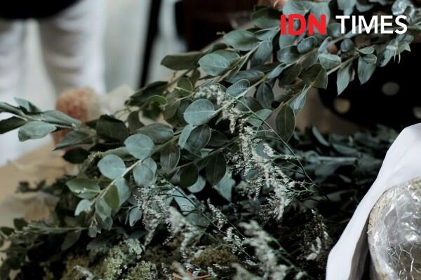 DIY Table Flower yang Bisa Jadi Ide Hiasan di Rumah, Mudah Lho