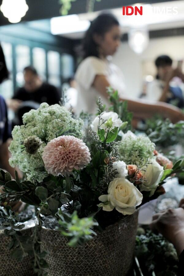 DIY Table Flower yang Bisa Jadi Ide Hiasan di Rumah, Mudah Lho