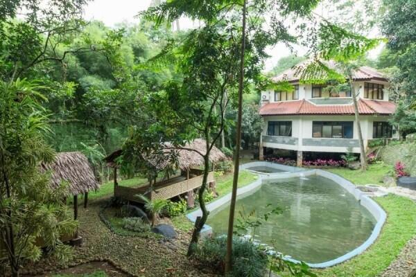 10 Hotel Murah di Bogor, Pilihan Staycation Asyik Saat Liburan