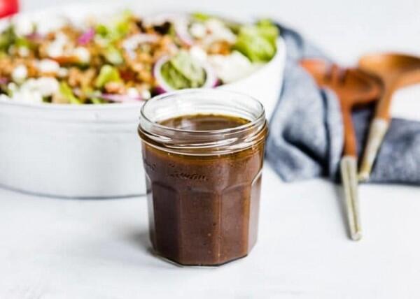 3 Resep Mudah Bikin Dressing Salad, Jadi Lebih Segar dan Nikmat