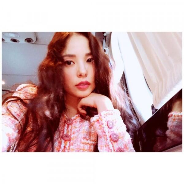 10 Potret Min Hyo Rin Selama Ditinggal Taeyang Wamil, Setia Menanti!
