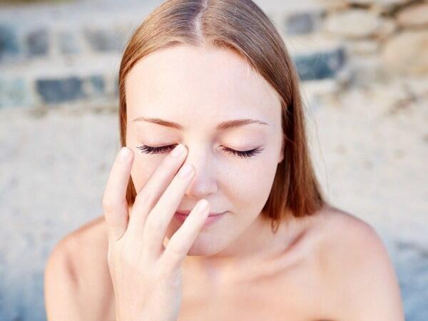 Sering Dianggap Sama, Ini 5 Perbedaan Kulit Alergi vs Kulit Sensitif!