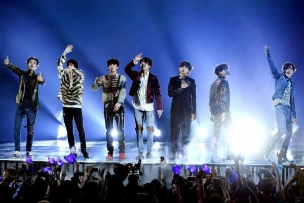 7 Boyband KPop Ini Selalu Tampil Pecah Saat Live Performance, Setuju?