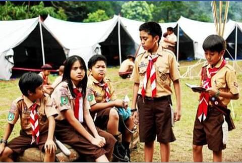 Persahabatan dan Cinmon di Jamda