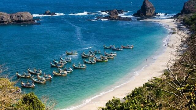 Empat Alasan Saya Suka Sekali Dengan Bangsa Indonesia (Jember)