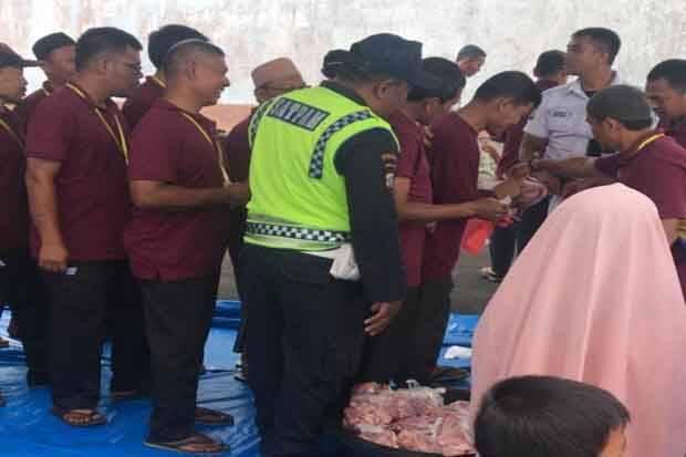 Pertamina MOR 1 Salurkan 64 Hewan Kurban di Medan