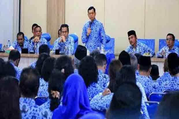 Bupati Simalungun Batalkan Pemberhentian 1.695 Guru PNS Non Sarjana