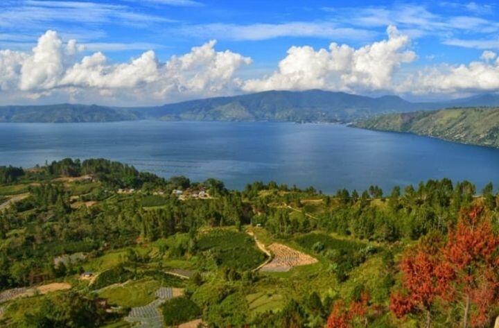 10 Danau Kece Di Indonesia Yang Wajib Kamu Kunjungi