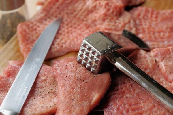 Terapkan 5 Tips Menyimpan Daging Kurban Agar Tahan Lebih Lama