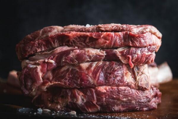 Terapkan 5 Tips Menyimpan Daging Kurban Agar Tahan Lebih Lama