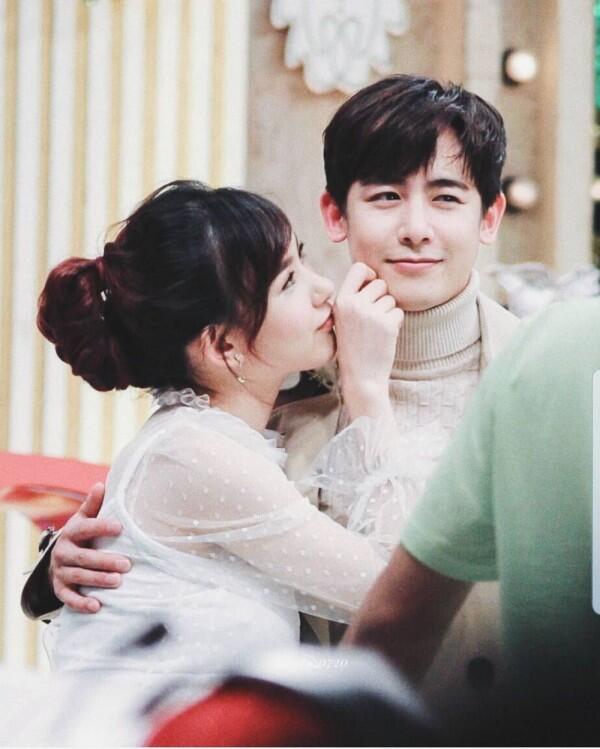Punya Adik Anggun, Intip 9 Potret Kedekatan Nichkhun 2PM dan Cherren