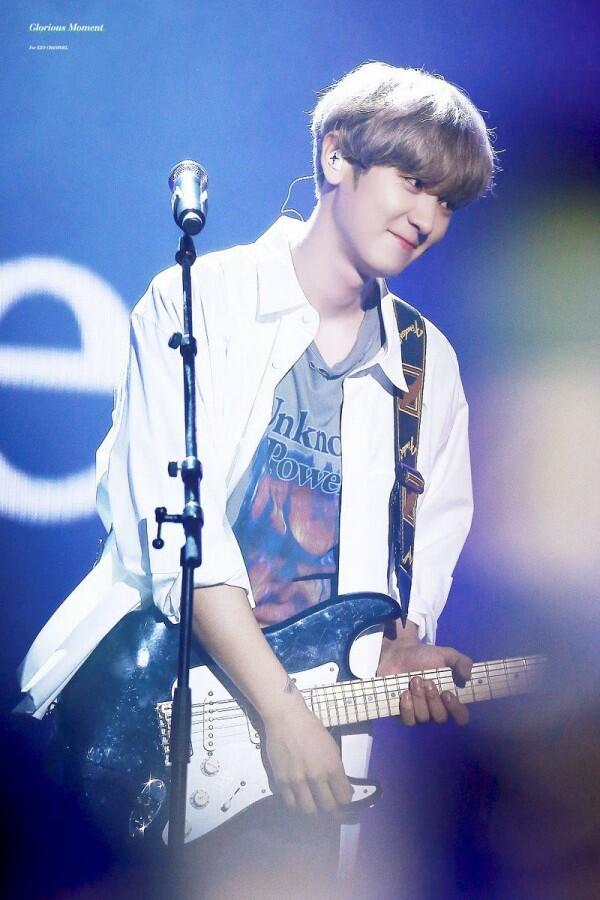 5 Sifat Park Chanyeol EXO yang Bikin Fans Makin Sayang, Setuju?