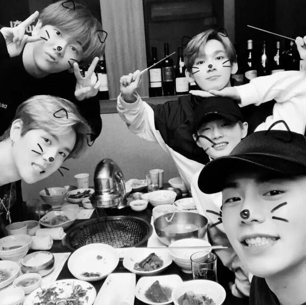 Setahun Bubar, 11 Potret Reuni Member JBJ Ini Bikin Fans Baper