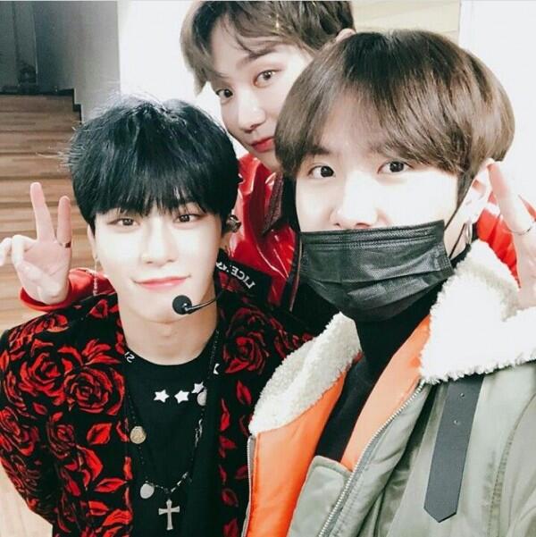 Setahun Bubar, 11 Potret Reuni Member JBJ Ini Bikin Fans Baper