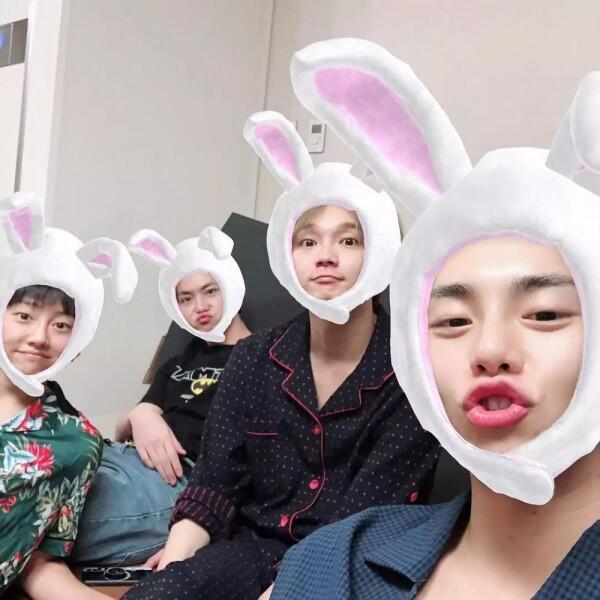 Setahun Bubar, 11 Potret Reuni Member JBJ Ini Bikin Fans Baper