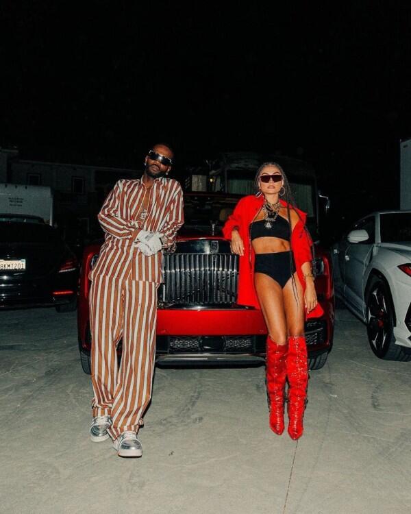 10 Potret Swag Agnez Mo dengan Gaya Rambut Cornrows, Bikin Pangling!