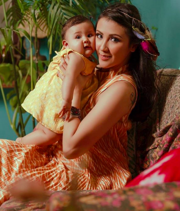 Like Mother Like Daughter, 10 Kekompakan Pemotretan Sharena & Baby Sea