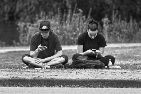 Bukan Gak Serius, 5 Alasan Cowok Masih Takut Berkomitmen