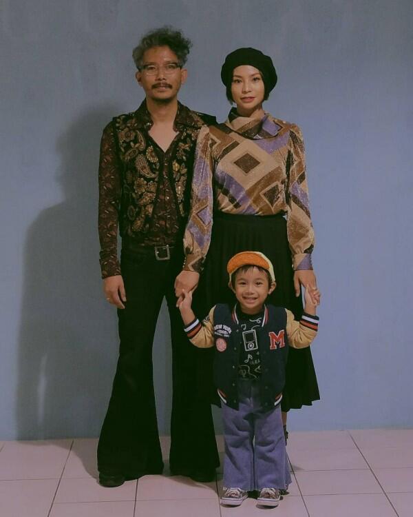 Dikenal Horor, 10 Potret Shareefa Daanish Jadi Mama Gaul Idaman!