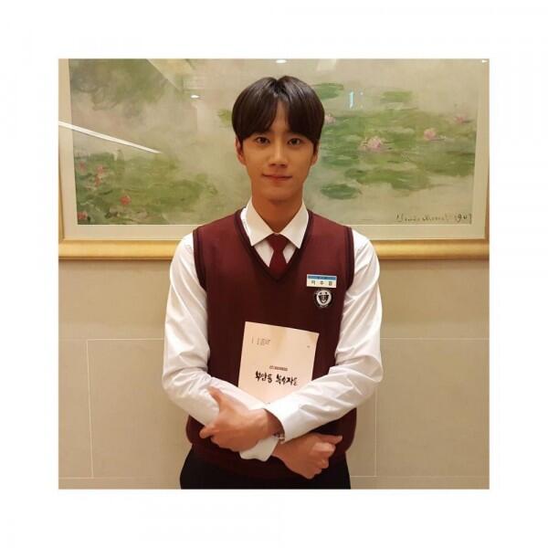 10 Potret Lee Jun Young, Siswa Paling Pintar di KDrama Class of Lies