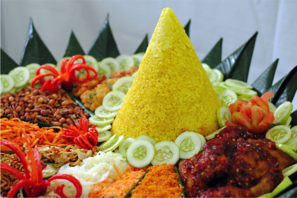 Resep Nasi Kuning yang Gampang dan Gurih, Awas Ketagihan!