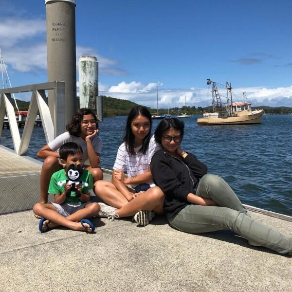 Menetap di Australia, 10 Potret Terbaru Lusy Rahmawaty eks AB Three