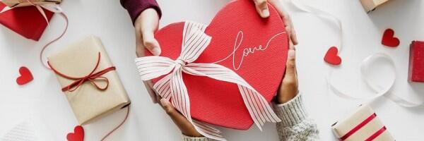 6 Tanda Kamu Tidak Perlu Curiga pada Pacar, Percayalah!