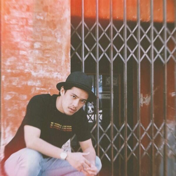 10 Potret Morgan Oey, Pemain Film Mahasiswi Baru yang Boyfriendable