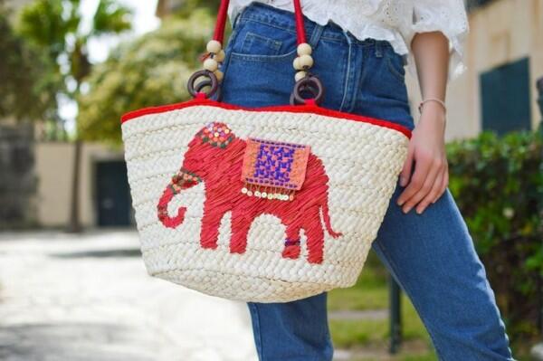 6 Jenis Tas Wanita yang Bikin Penampilanmu Lebih Fashionable